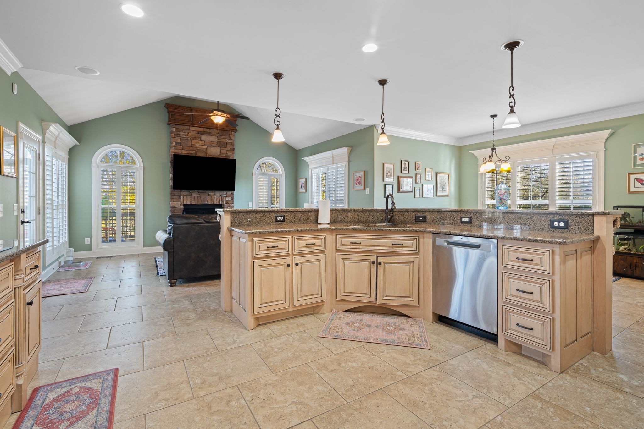 223 Hidden Harbour Dr