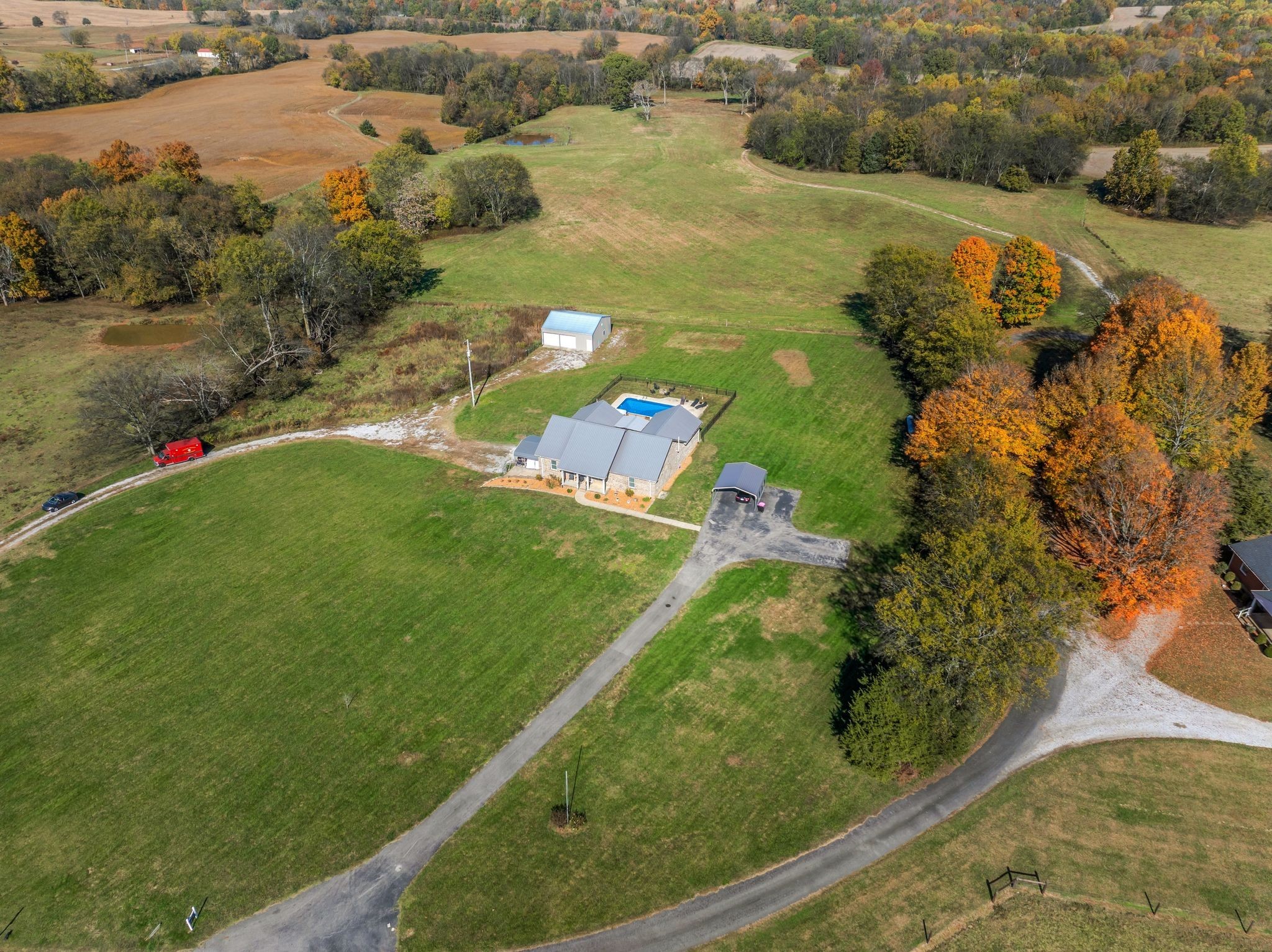 5440 Eugene Kennedy Ln