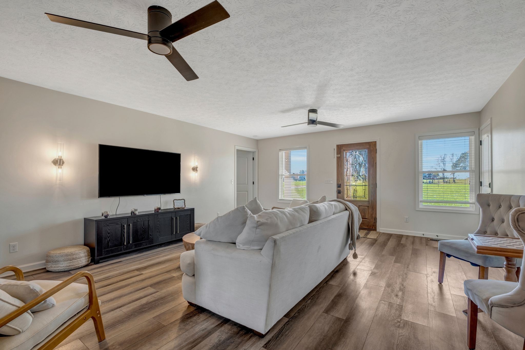 5440 Eugene Kennedy Ln