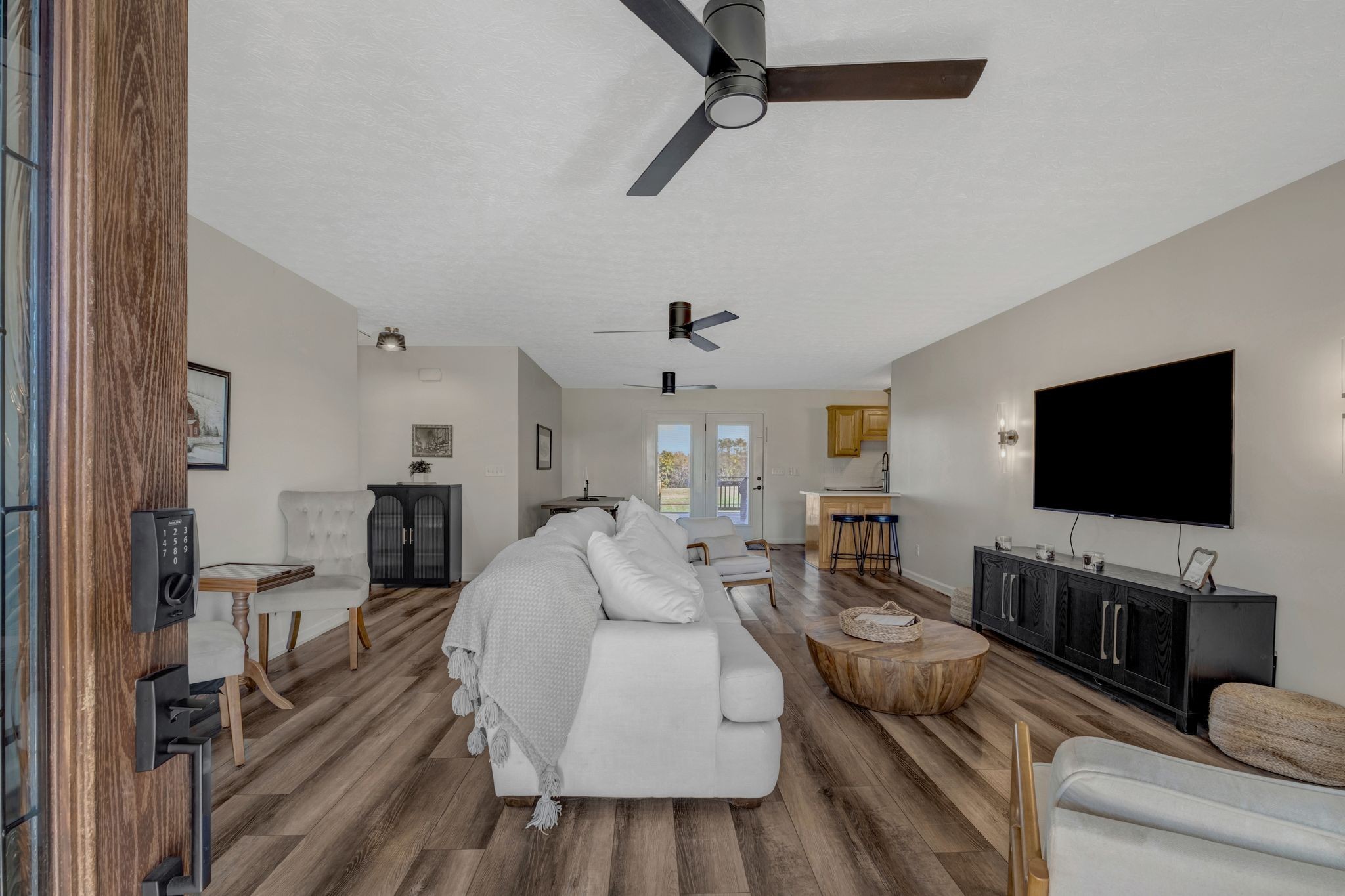 5440 Eugene Kennedy Ln