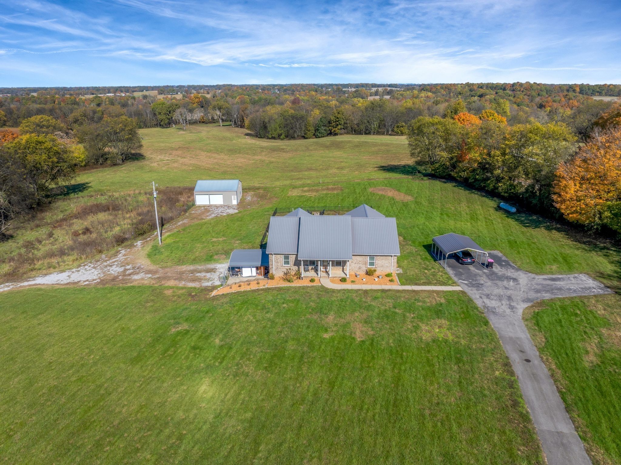 5440 Eugene Kennedy Ln