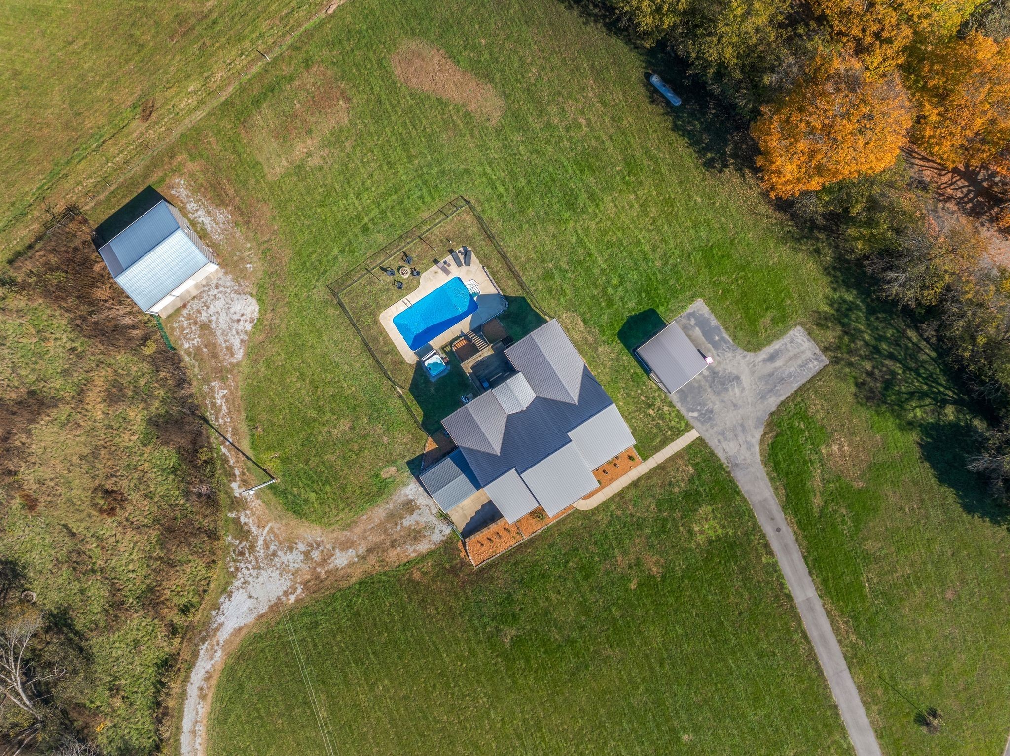 5440 Eugene Kennedy Ln