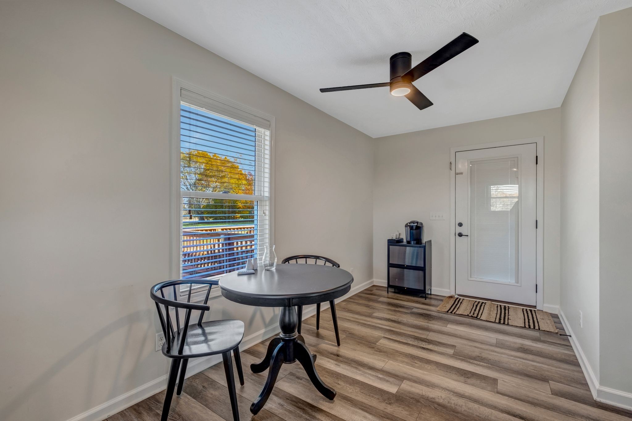 5440 Eugene Kennedy Ln