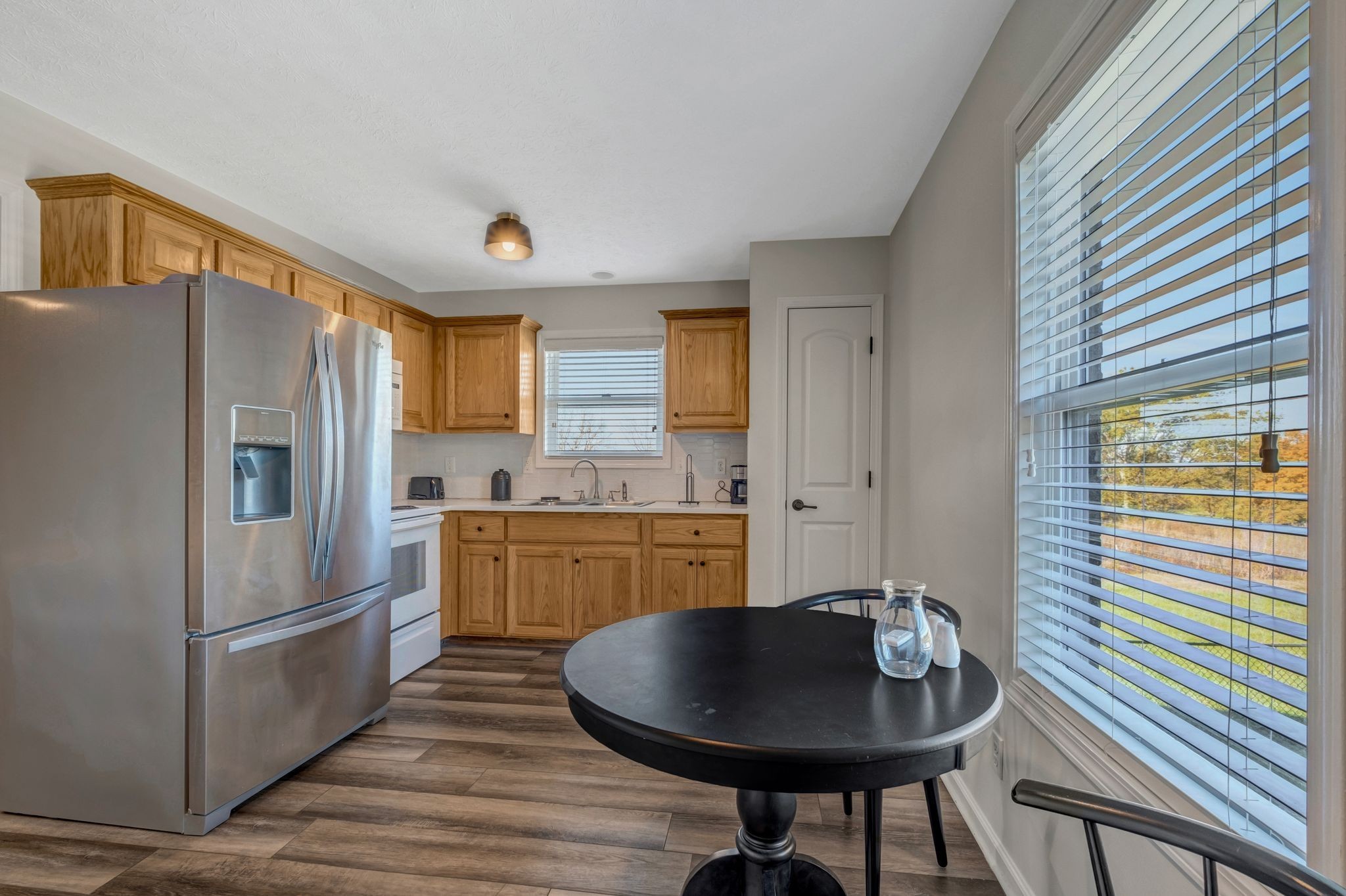 5440 Eugene Kennedy Ln