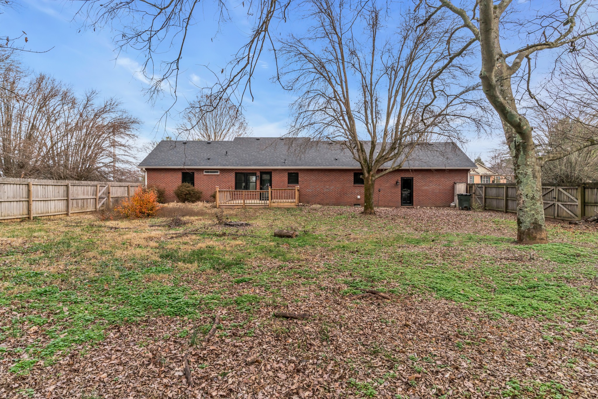 1009 Lewis Jones Blvd