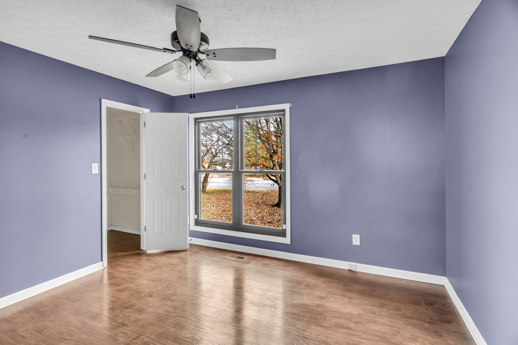 1009 Lewis Jones Blvd