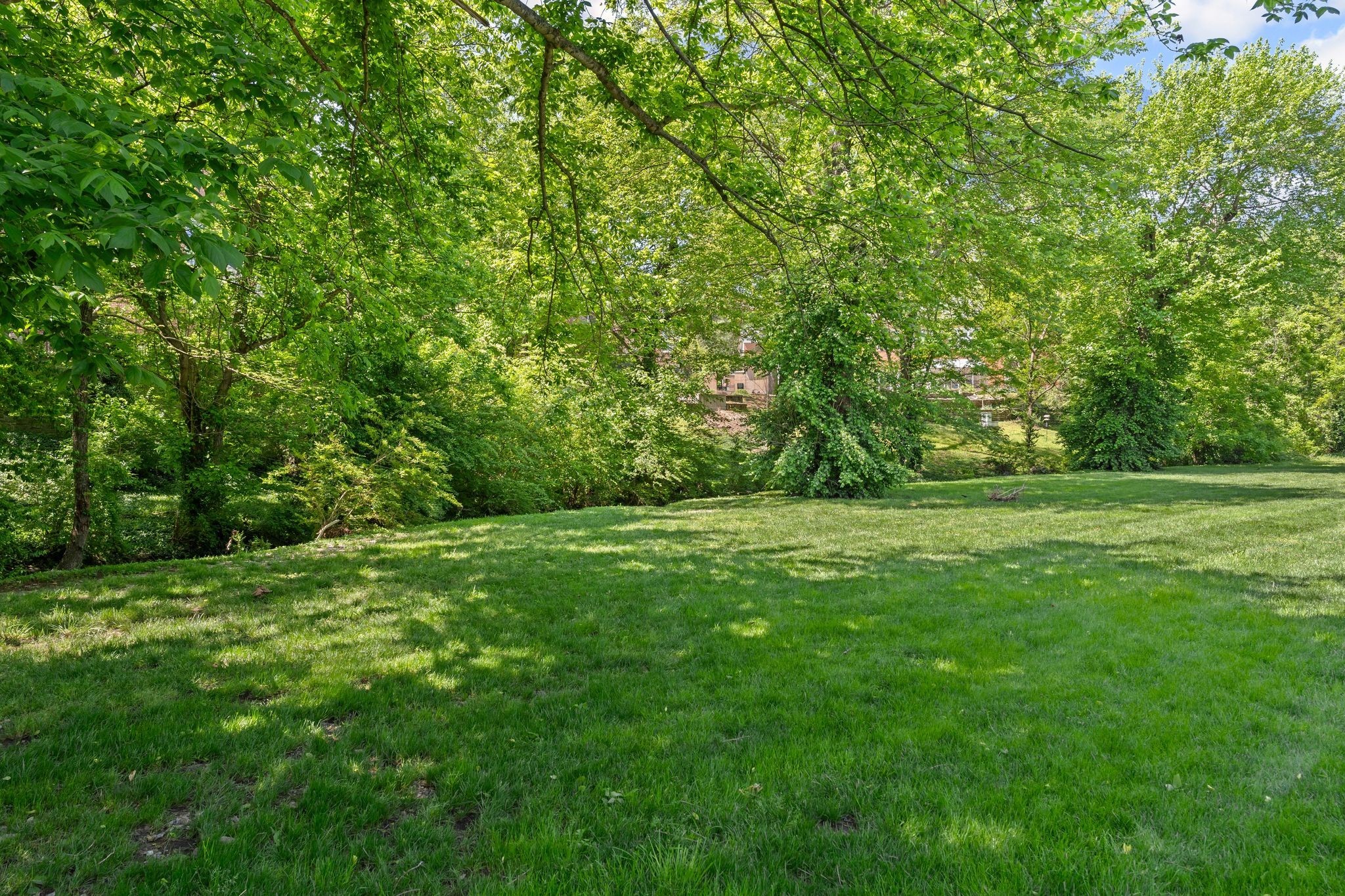 3901 Whitland Ave Unit: 28