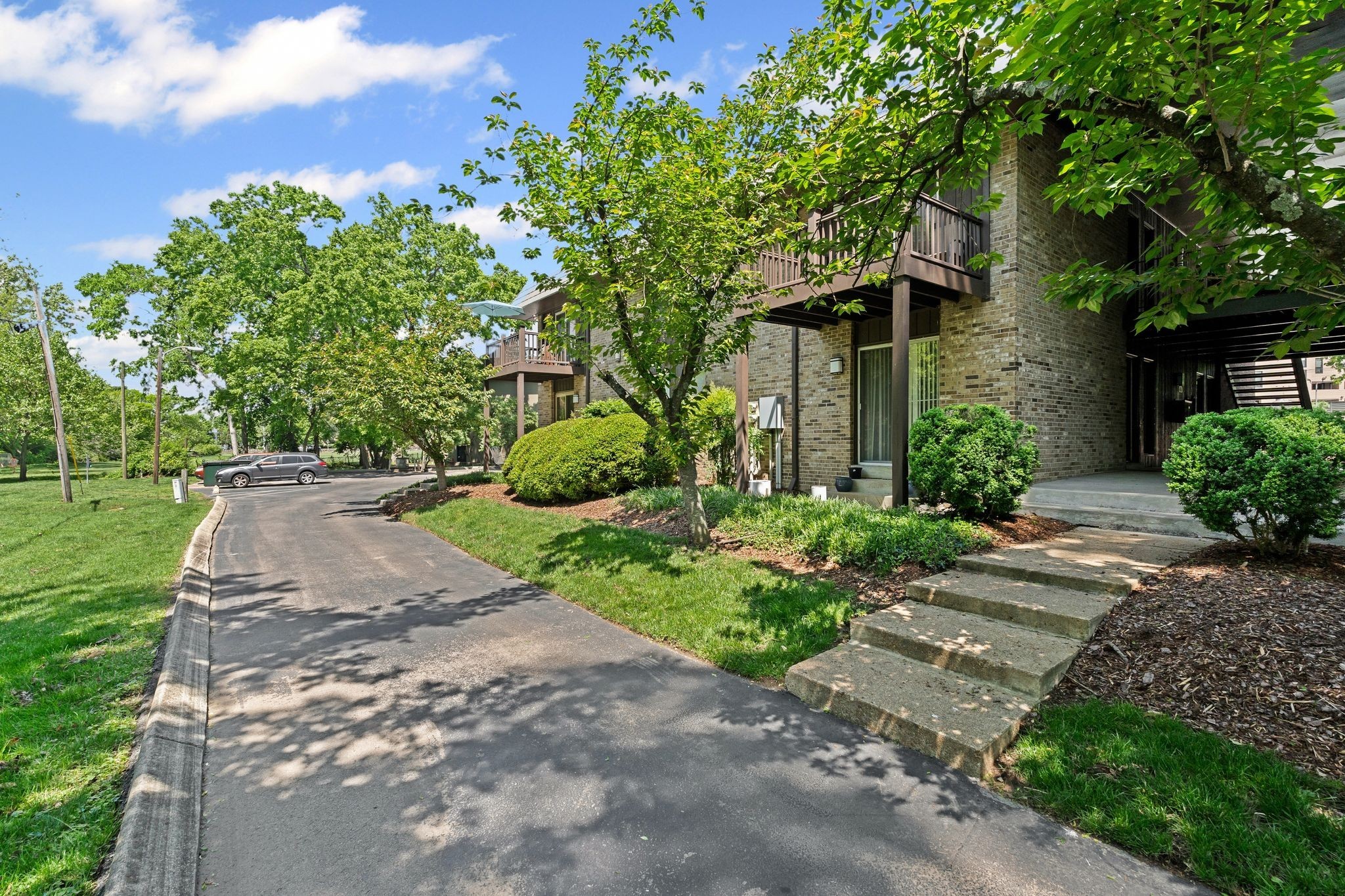 3901 Whitland Ave Unit: 28