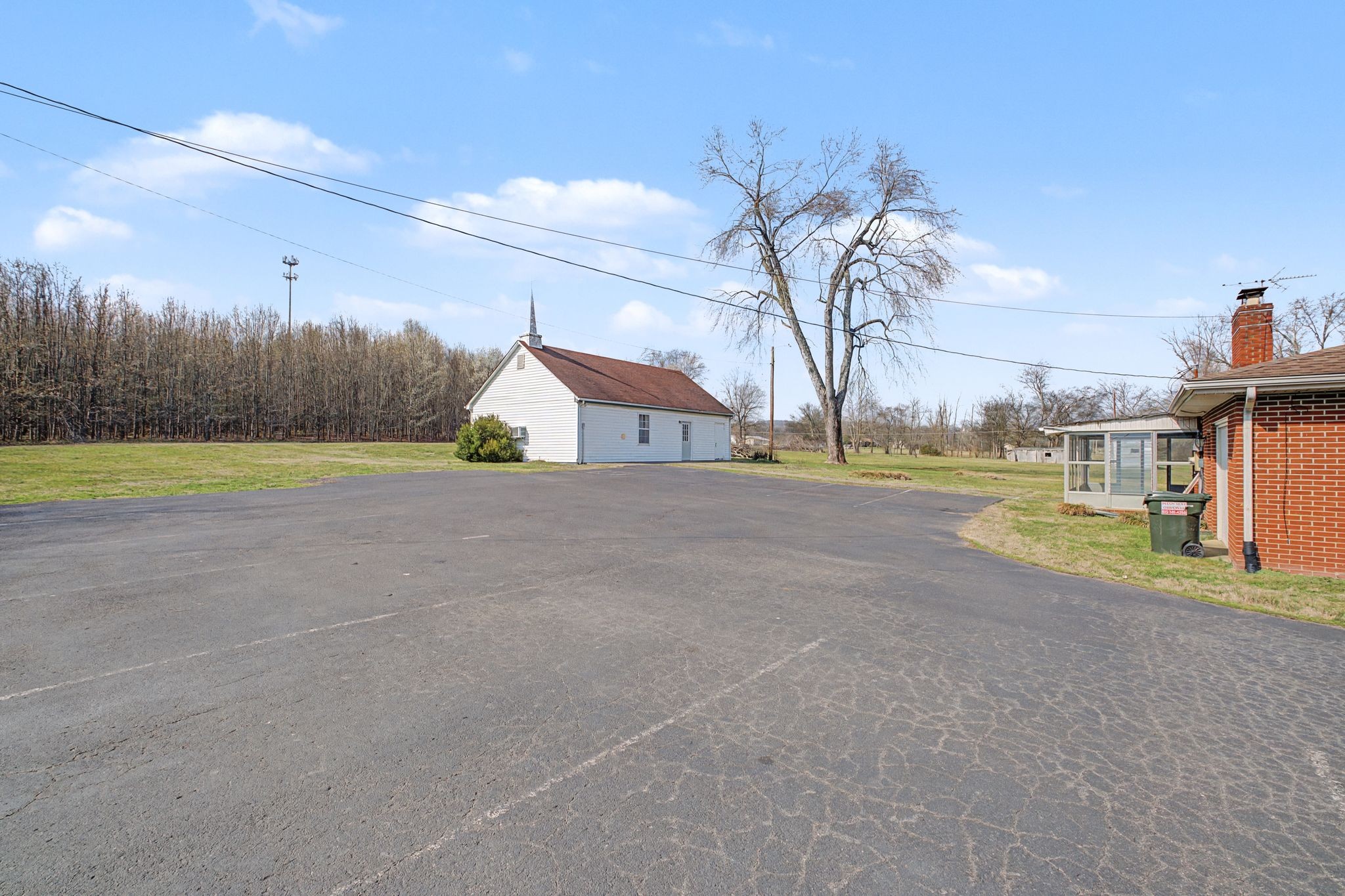 611 New Shackle Island Rd