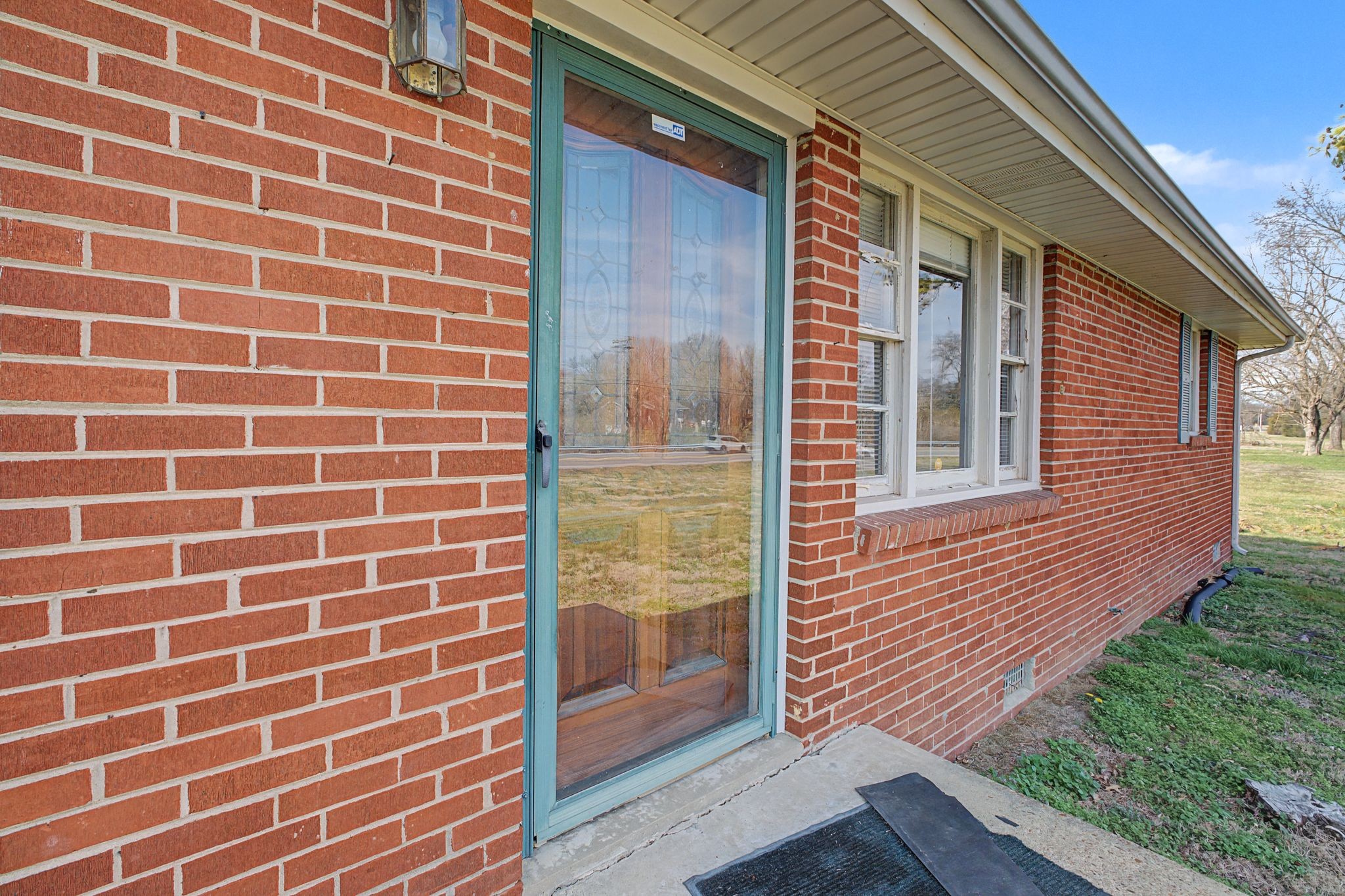 611 New Shackle Island Rd