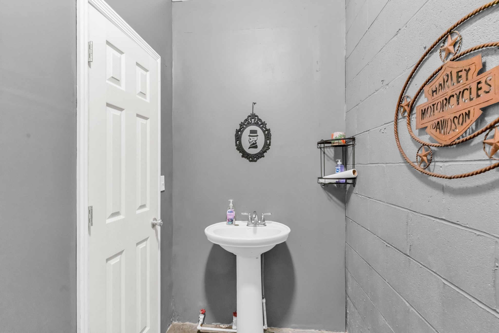 2450 Scotty Parker Rd