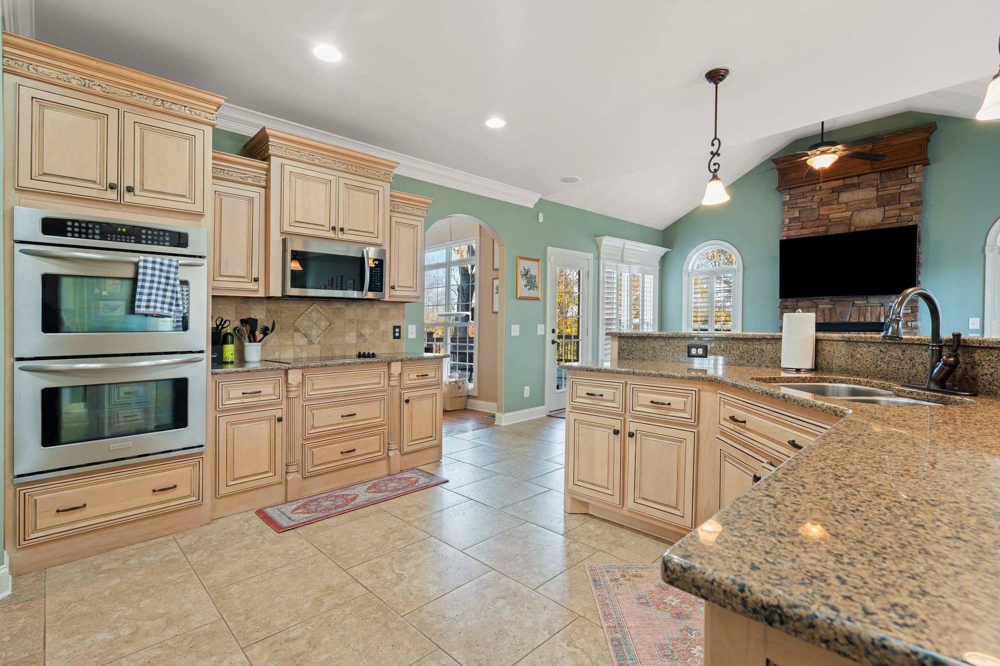 223 Hidden Harbour Dr