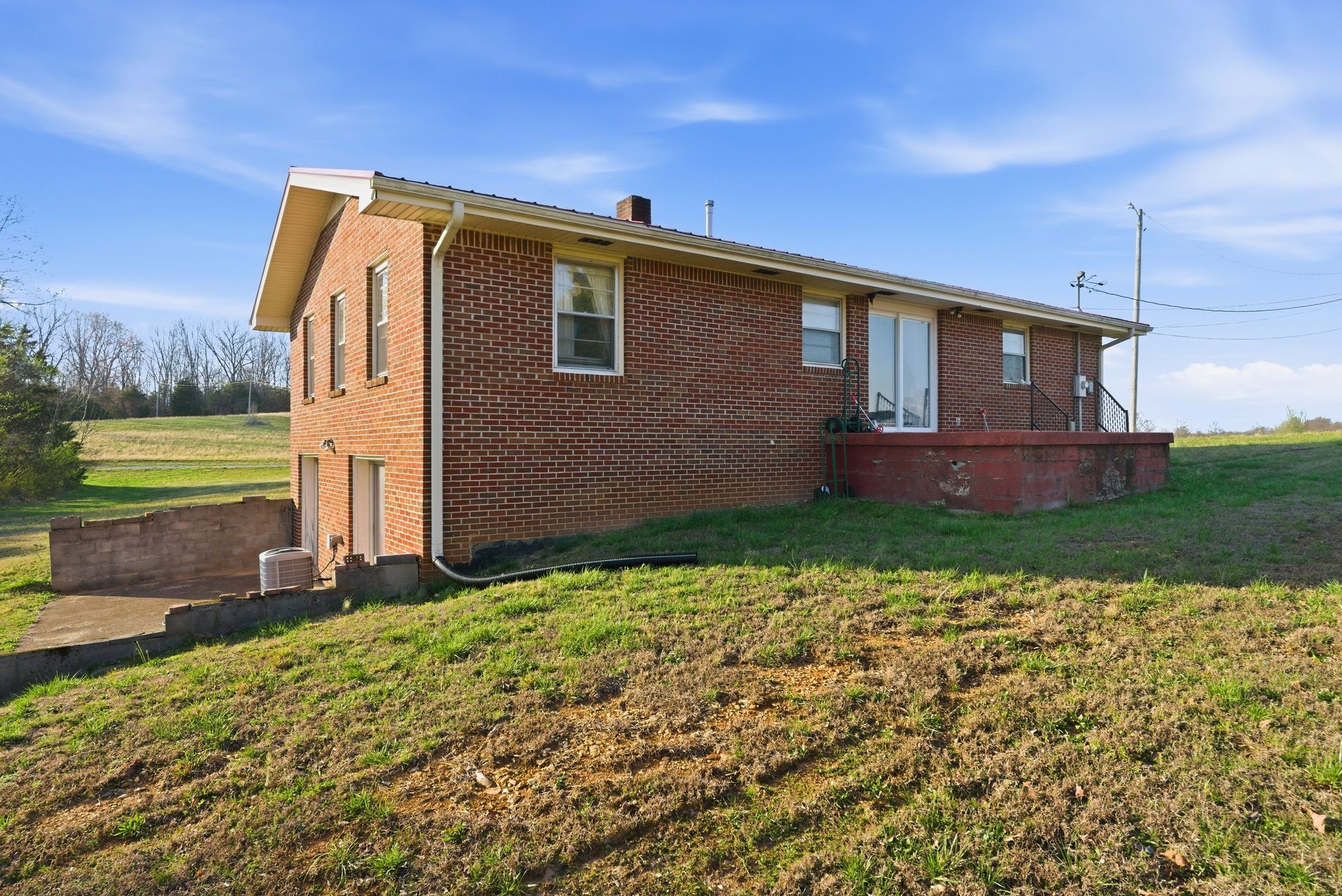 2414 Slayden Marion Rd NE