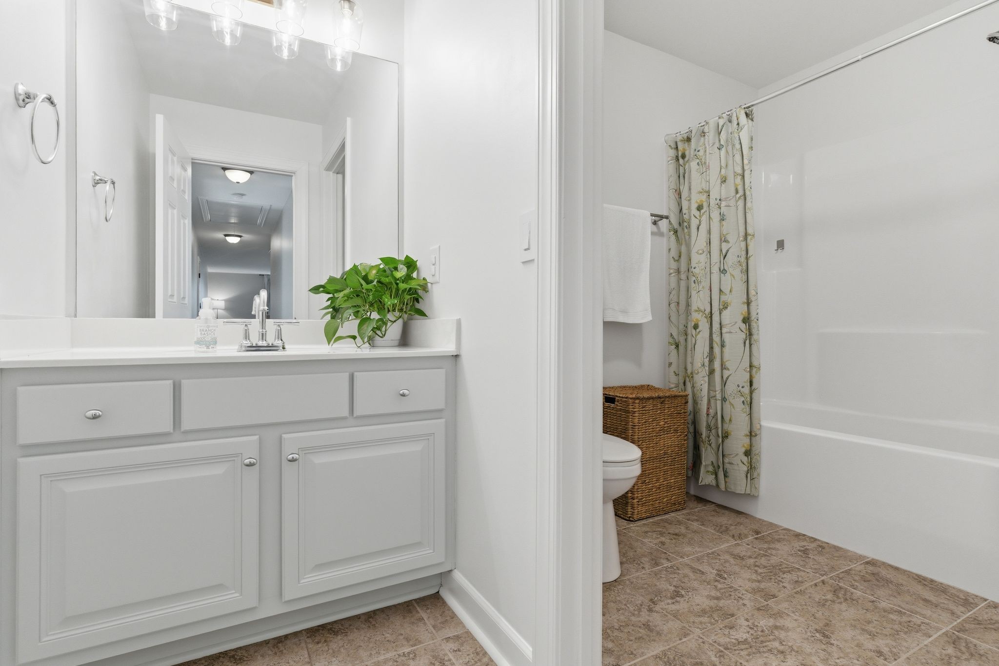 1011 Five Coves Trce