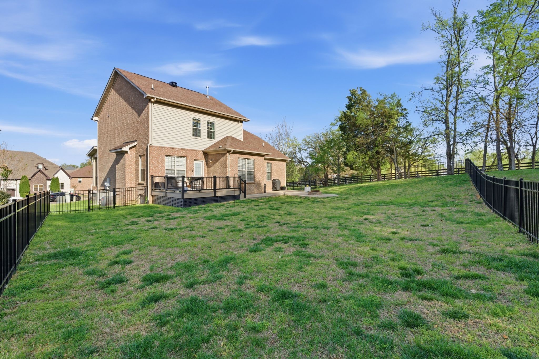 1011 Five Coves Trce