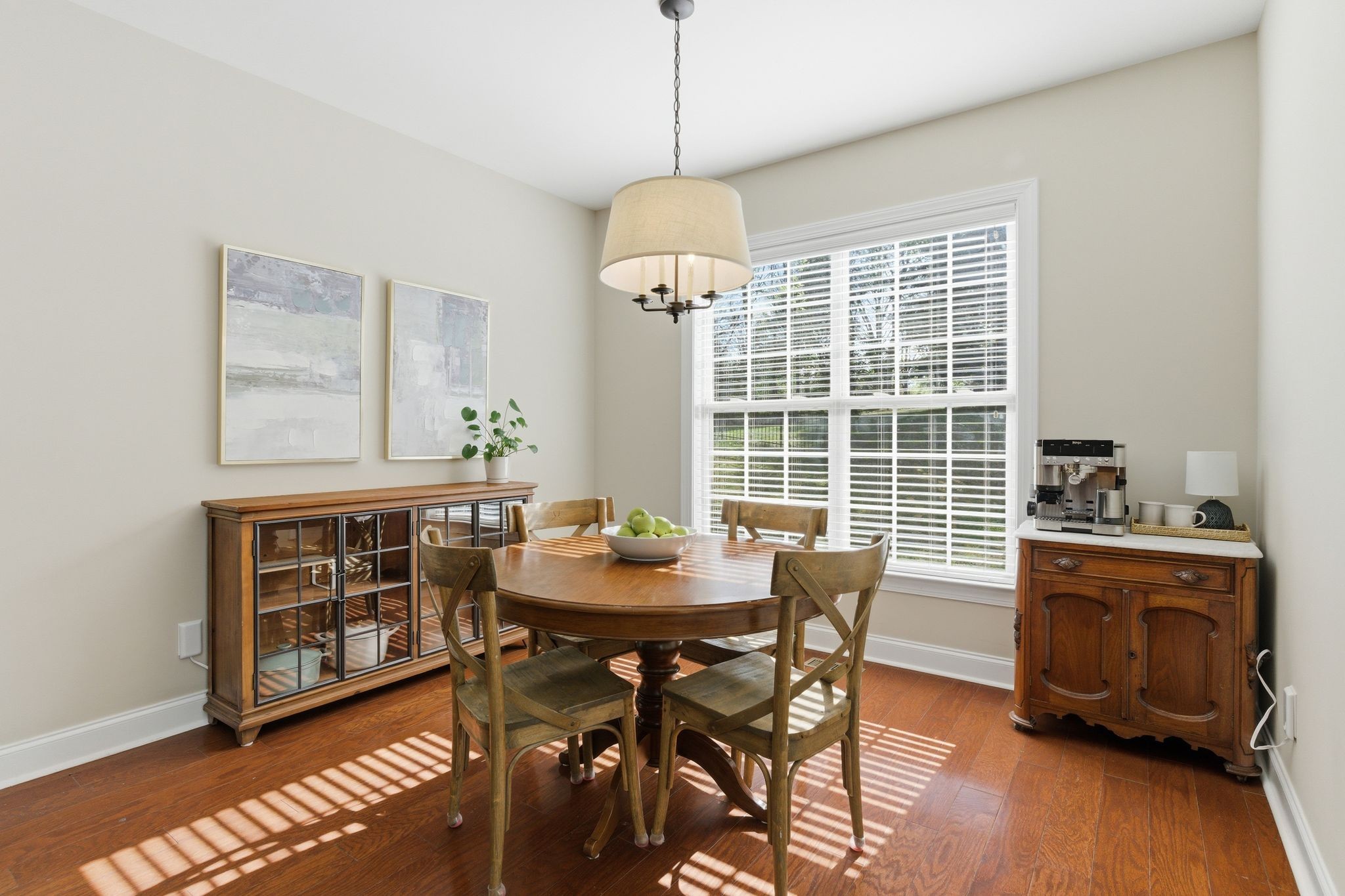 1011 Five Coves Trce