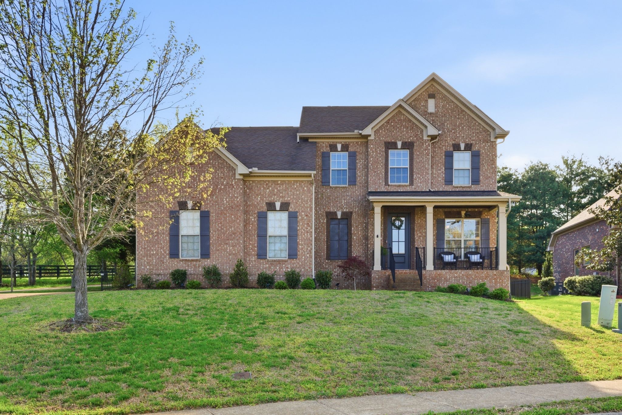 1011 Five Coves Trce