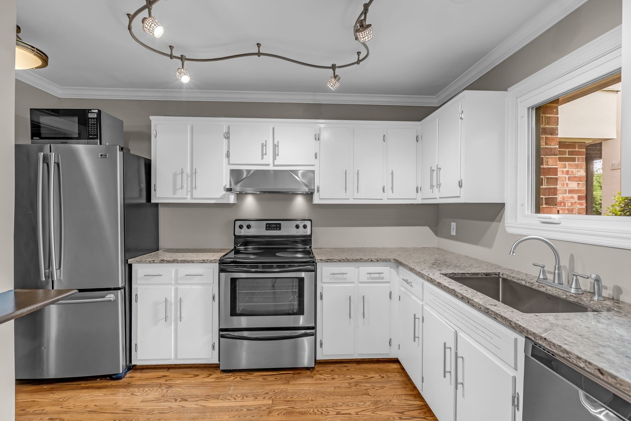 940 Gale Ln Unit: 146