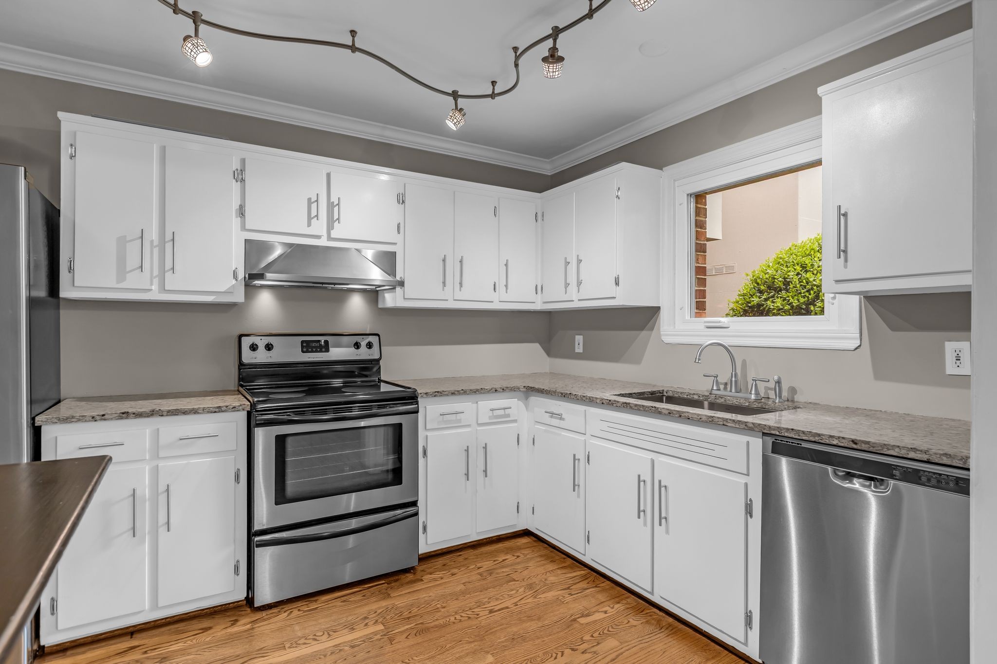 940 Gale Ln Unit: 146