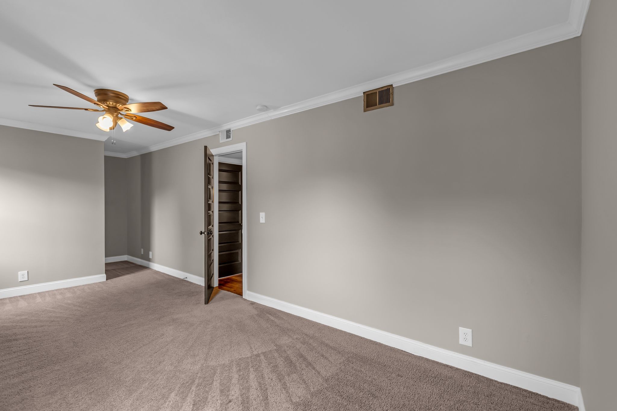 940 Gale Ln Unit: 146