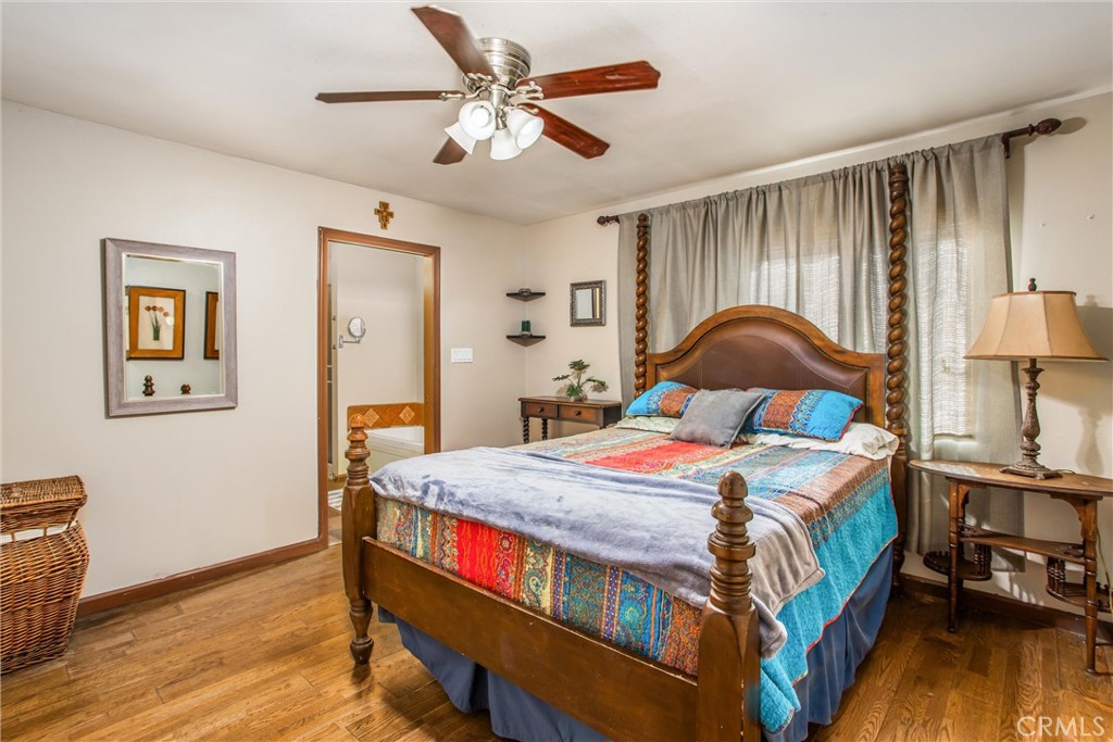 340 S San Mateo Street