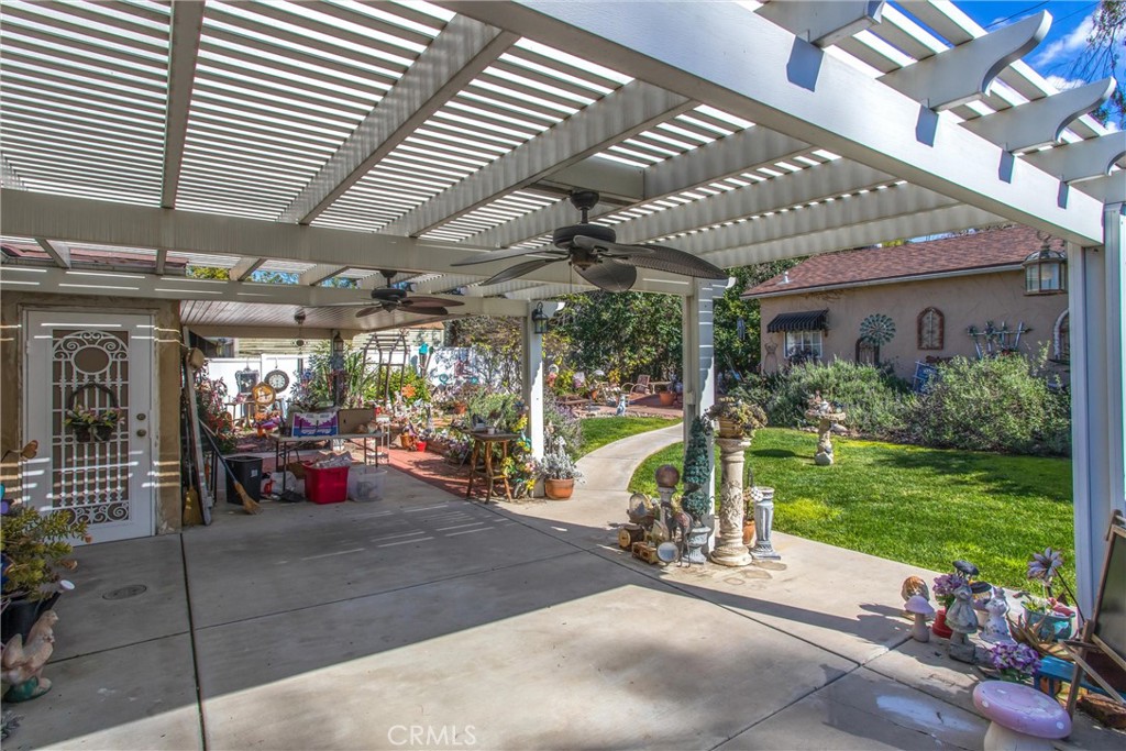 224 E Highland Avenue