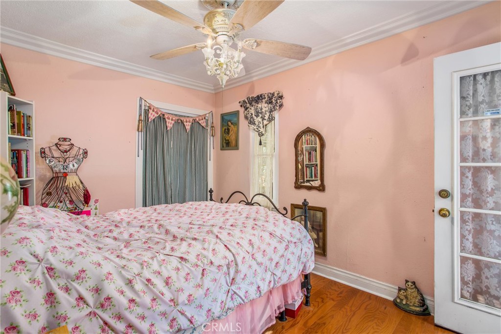 224 E Highland Avenue