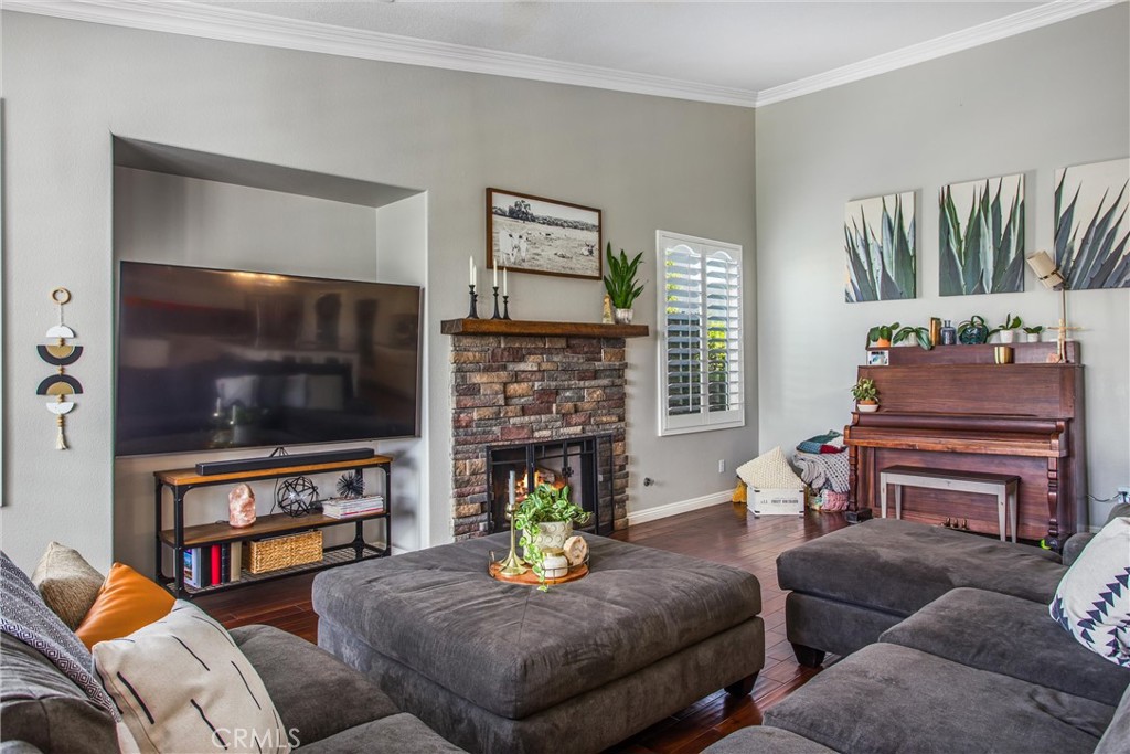 33119 Bayhill Circle