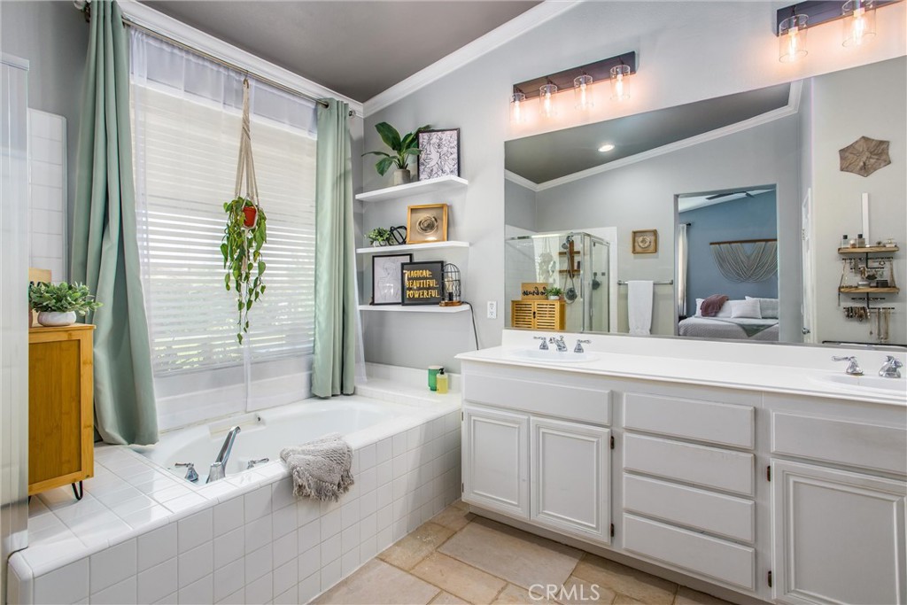 33119 Bayhill Circle