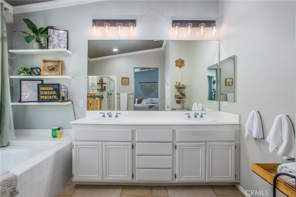 33119 Bayhill Circle