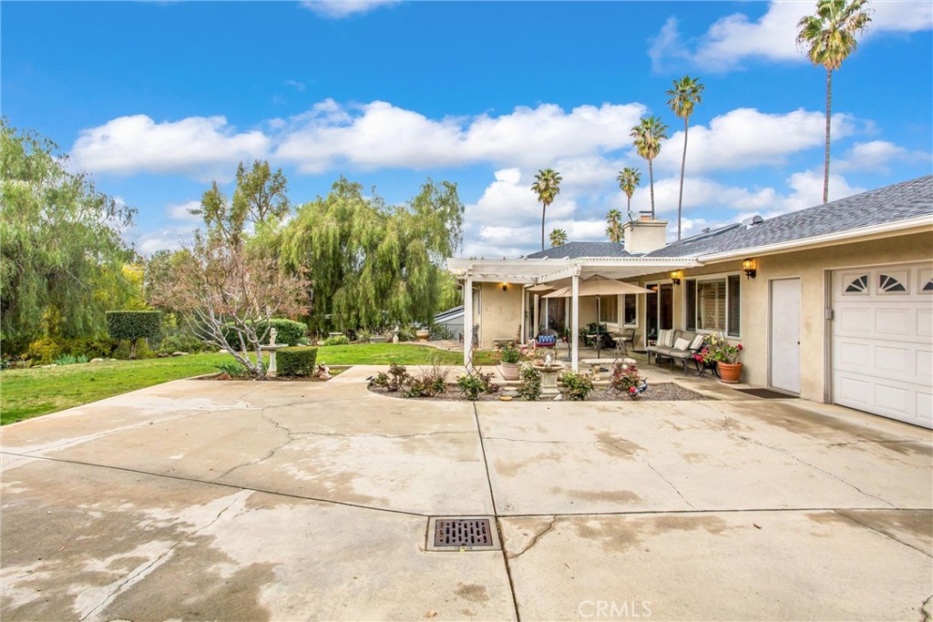 445 W Sunset Drive