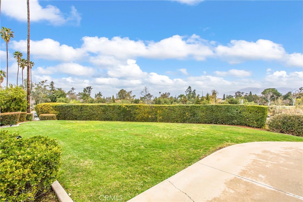 445 W Sunset Drive