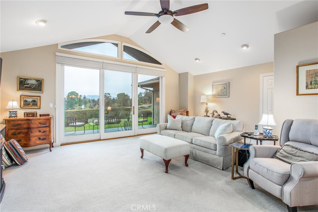 445 W Sunset Drive