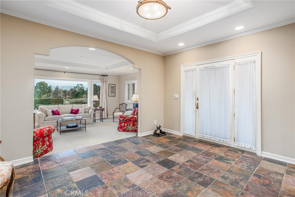 445 W Sunset Drive