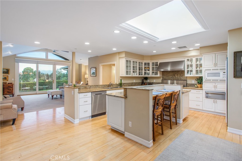 445 W Sunset Drive