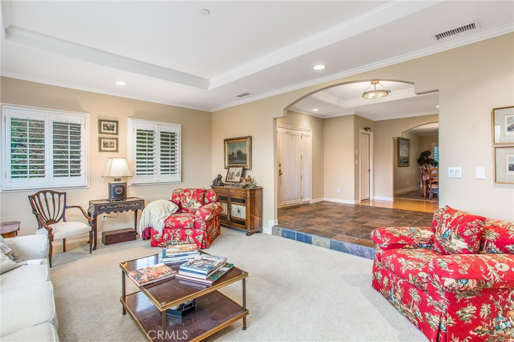 445 W Sunset Drive