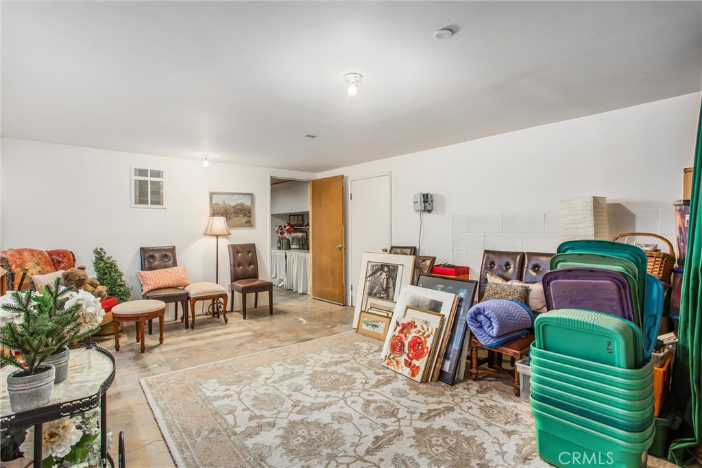 445 W Sunset Drive