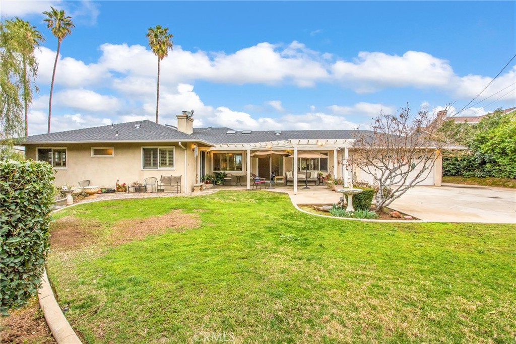 445 W Sunset Drive