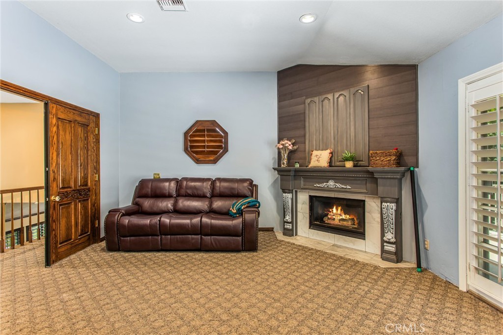 639 Valley View Drive