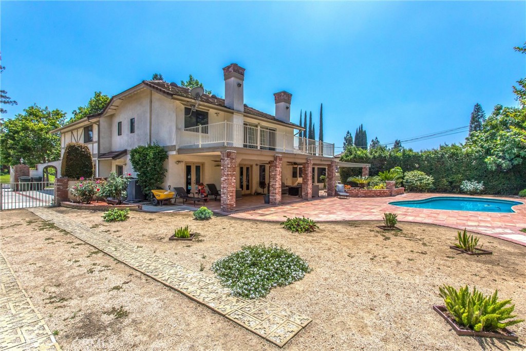 639 Valley View Drive