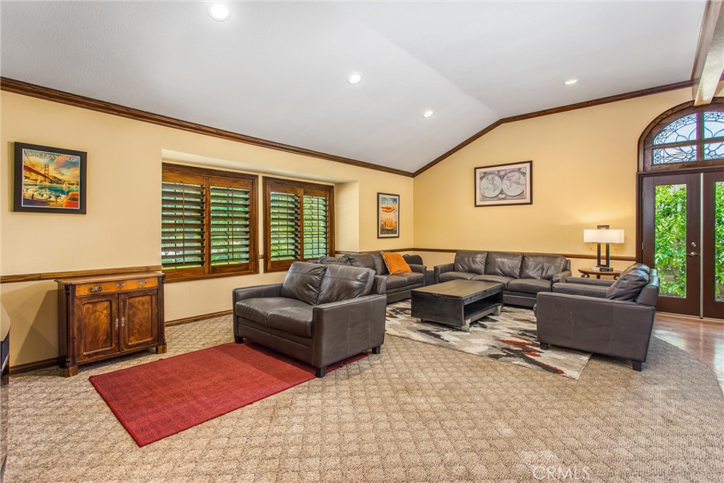 639 Valley View Drive
