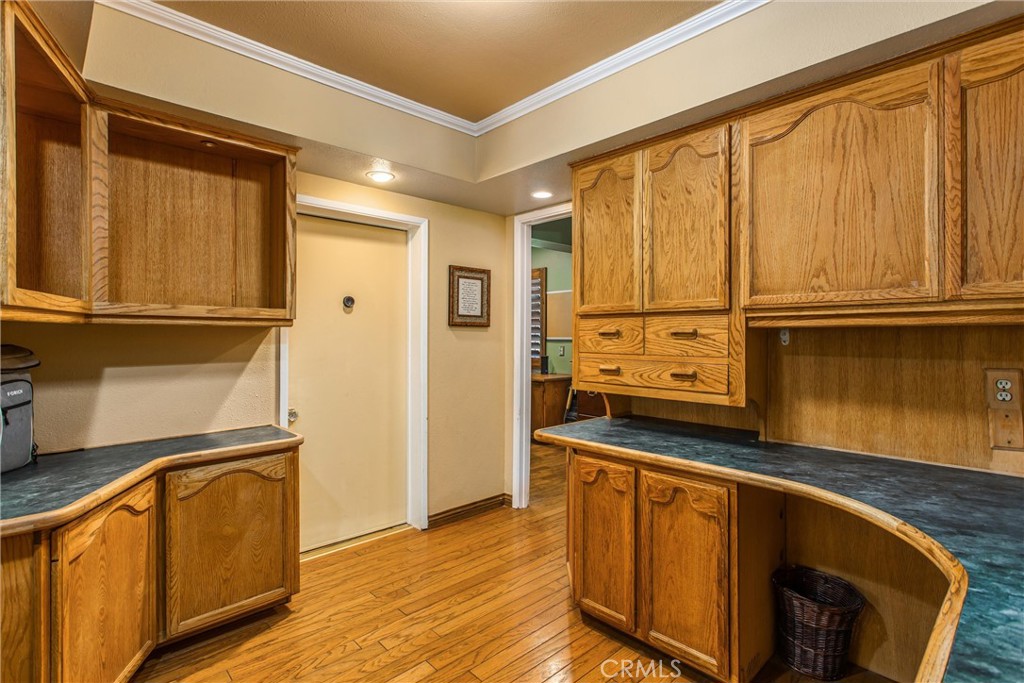 639 Valley View Drive