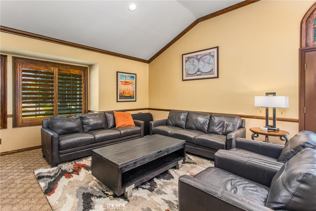 639 Valley View Drive