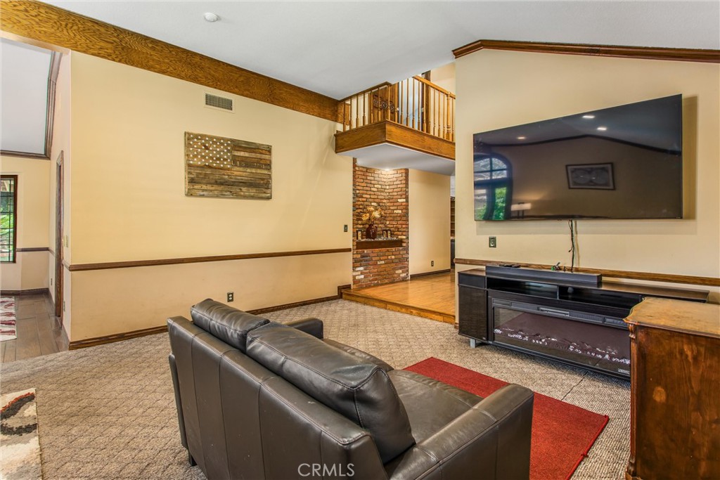 639 Valley View Drive