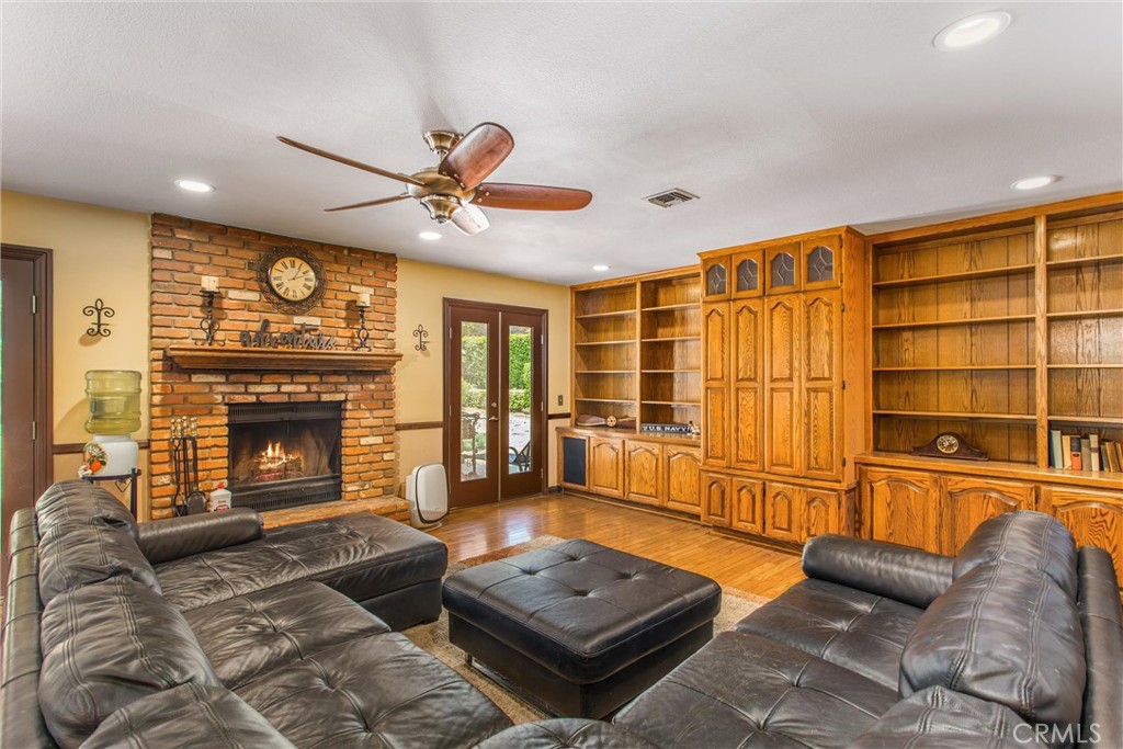 639 Valley View Drive
