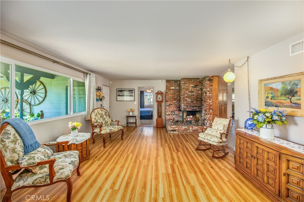 384 Sandalwood Drive