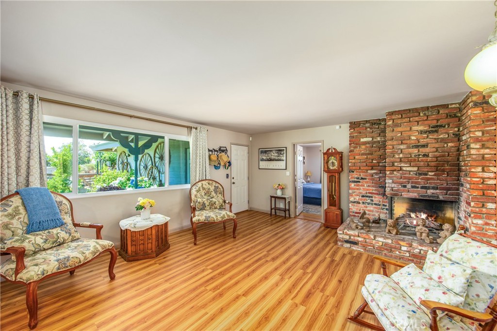 384 Sandalwood Drive