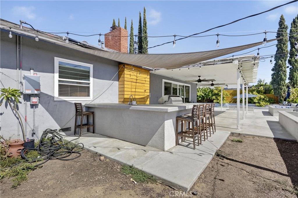 608 Via Vista Drive