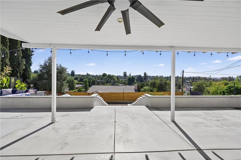 608 Via Vista Drive