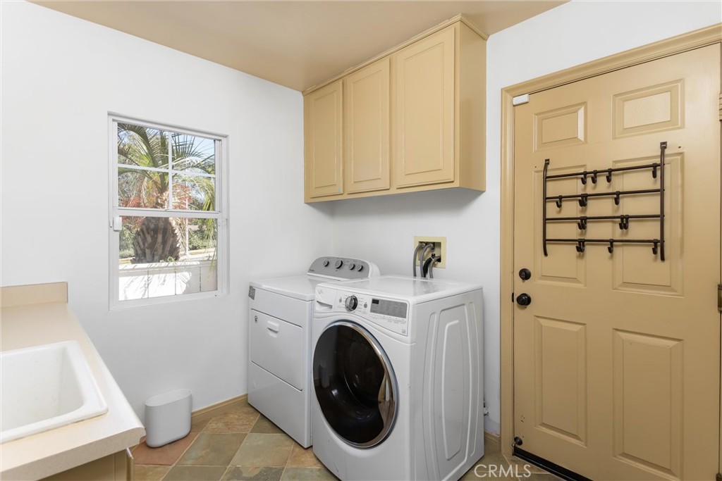 1388 Brandon Court